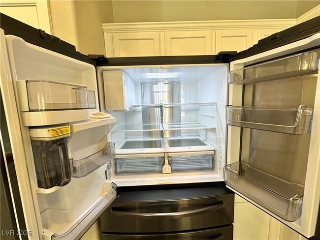 Building Photo - 2547 Belgreen St