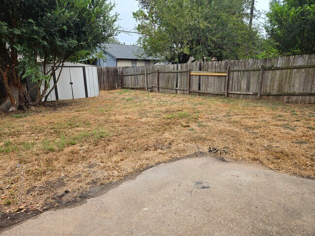 Building Photo - 3319 Bluestem Cir