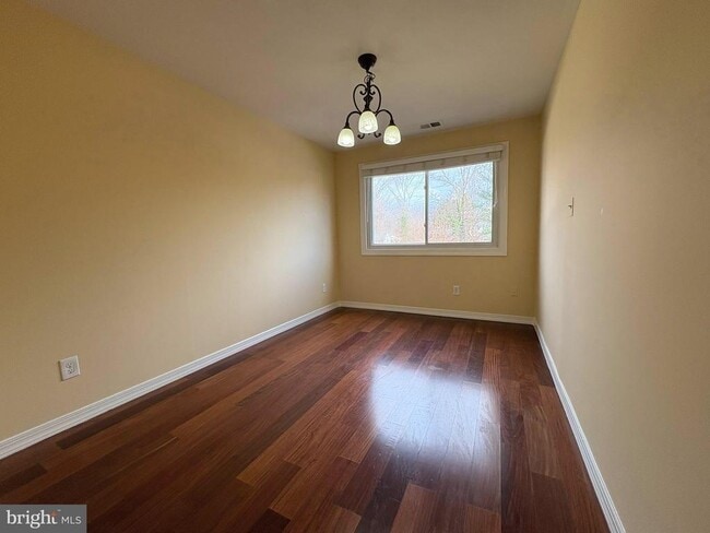 Building Photo - 6317 Pearce Ave