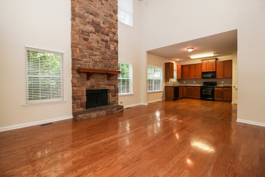 Building Photo - 129 Lilyfield Ln