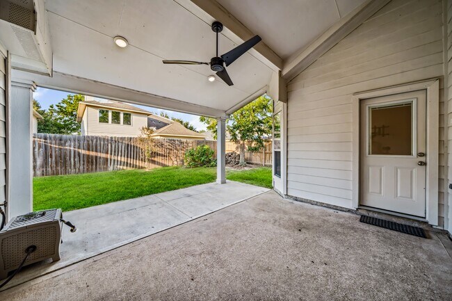 Building Photo - 17218 Double Lilly Dr