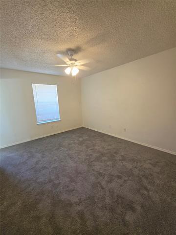 Building Photo - 216 Tejas Dr