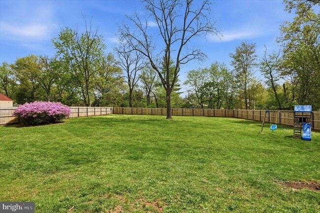 Building Photo - 713 S Towamencin Ave