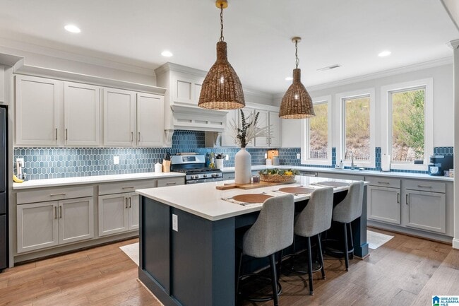 Building Photo - 277 Kinross Circle