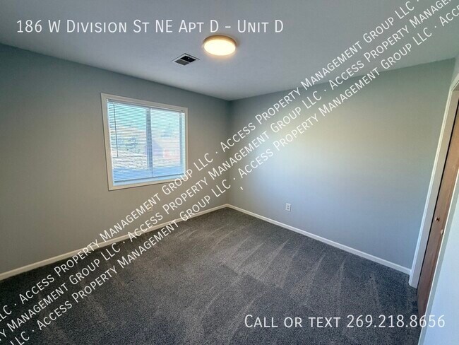 Building Photo - 186 W Division St NE