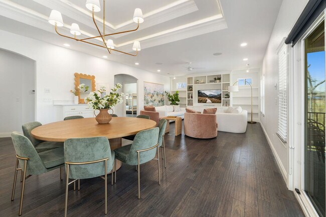 Building Photo - 802 NW D St