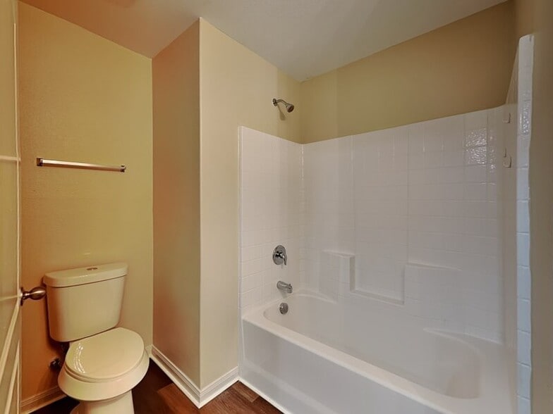 Building Photo - 1334 Barrel Dr