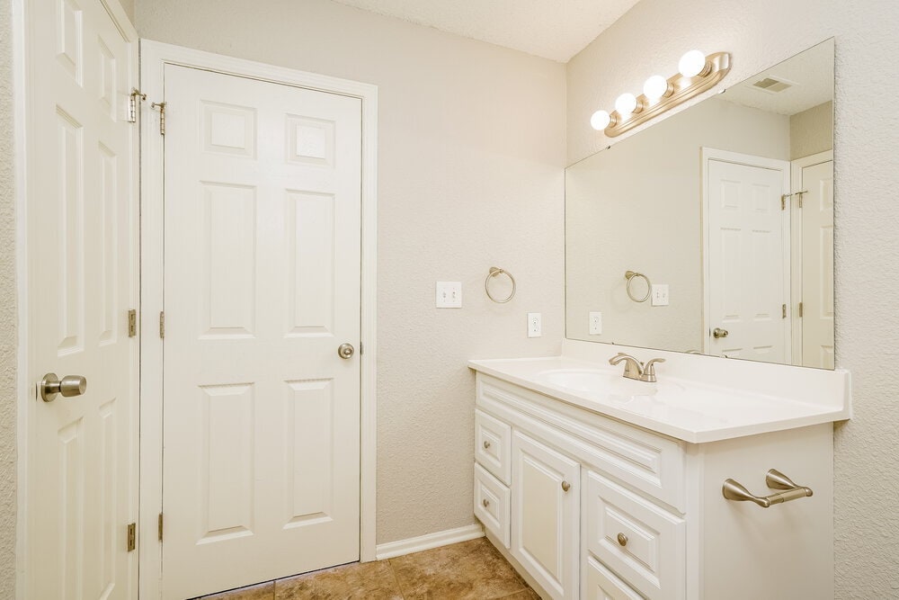 Building Photo - 7110 Tassel Meadow Dr