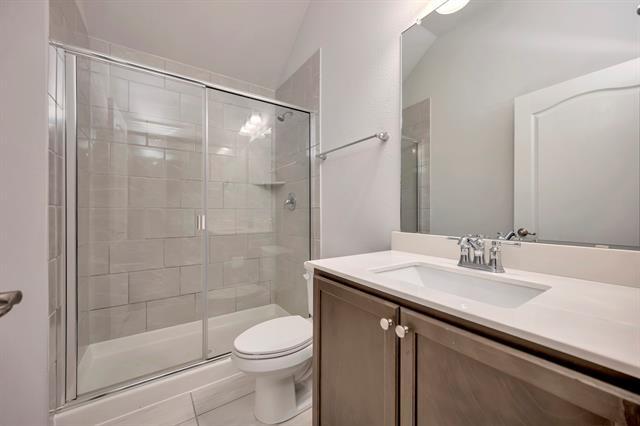 Building Photo - 1104 Superbloom Ave