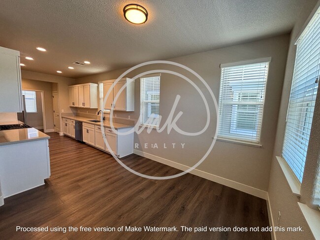 Building Photo - New Townhouses in Gardnerville For Rent
