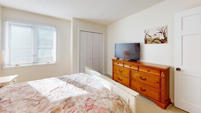 Building Photo - 1714 Deerfield Dr SW