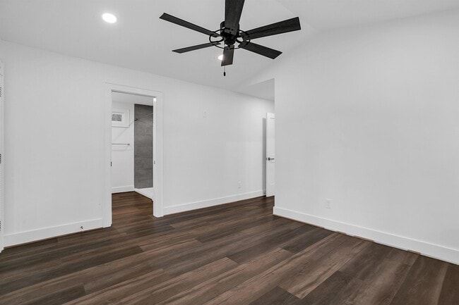 Building Photo - 109 Augusta St