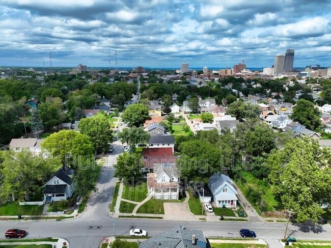 Building Photo - 2518 Woolworth Ave