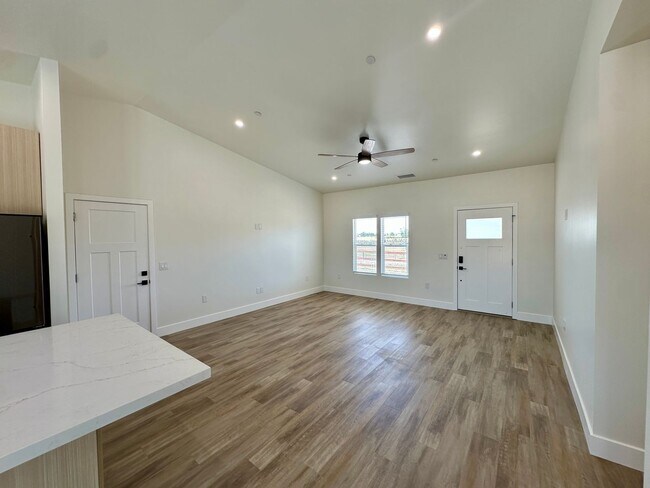 Building Photo - LUXE NEW BUILD ON PROPERTY IN MENIFEE!