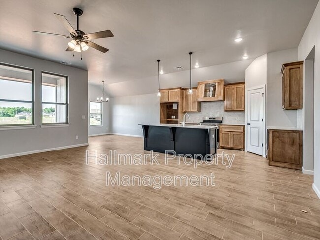 Building Photo - 11704 SW 48th St