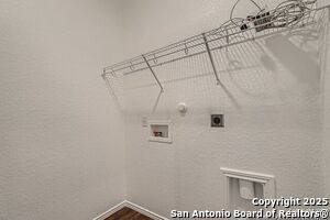 Building Photo - 15111 Pandion Dr