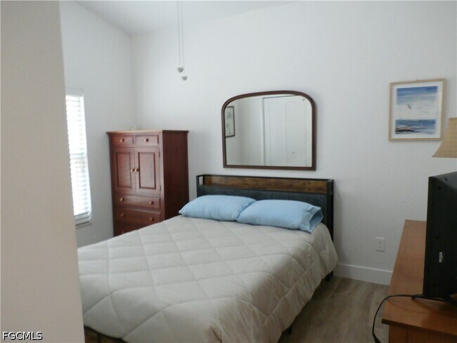 Building Photo - 16252 Kelly Woods Dr
