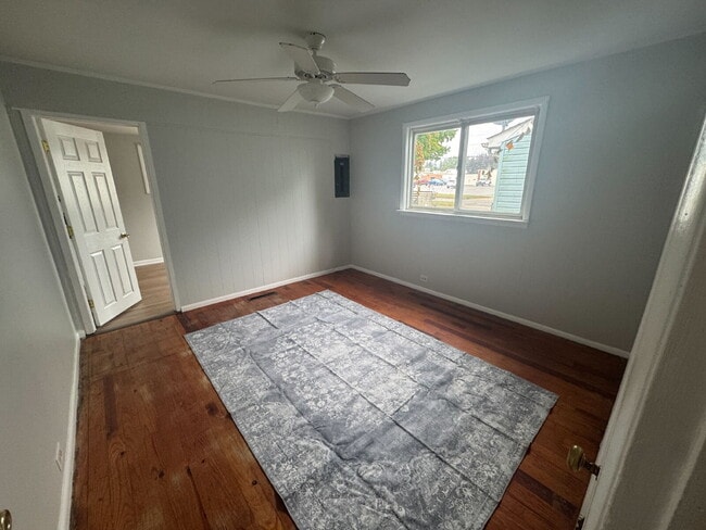 Building Photo - Montrose Rental That Fits Your Lifestyle