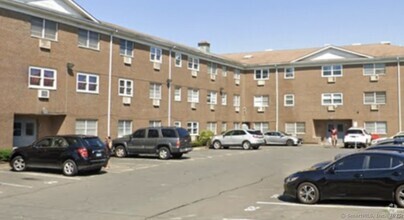 Building Photo - 64 McKinley Ave