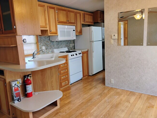 Building Photo - 5A - Park Model  pec meter 572327