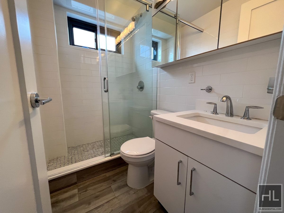 Building Photo - East 89th STREET