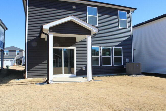 Building Photo - 832 Ottawa Dr