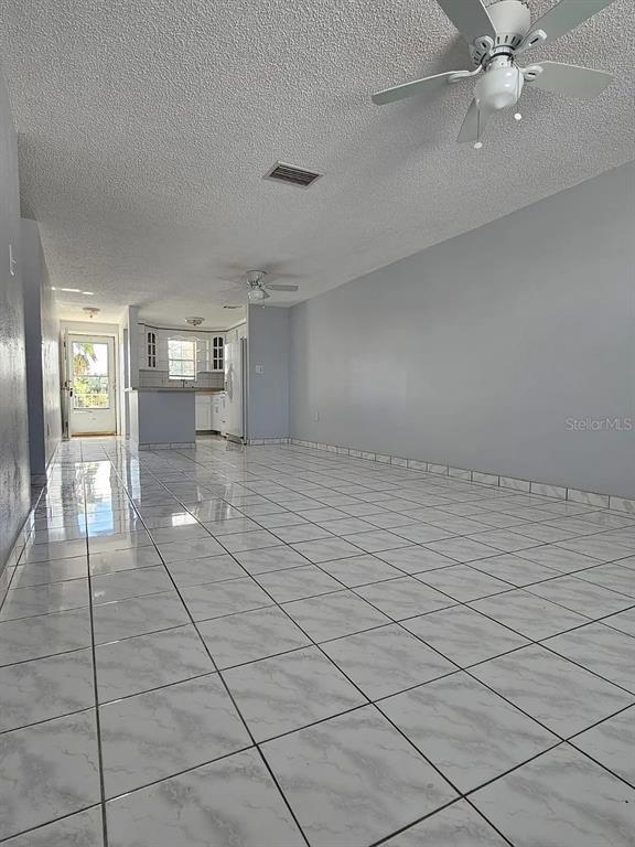 Building Photo - 6340 Providence Cir