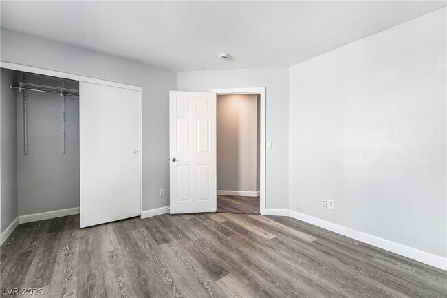 Building Photo - 4549 Julesburg Dr
