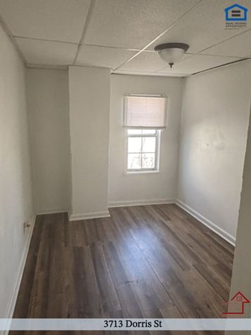 Building Photo - 3713 Dorris St