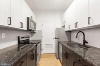 Building Photo - 109 W Wildey St