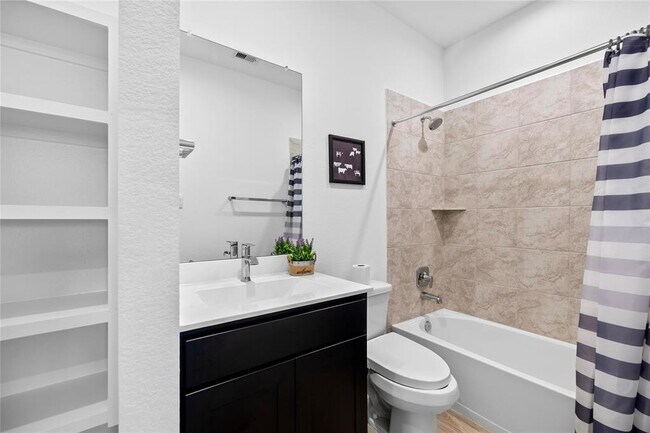 Building Photo - 1314 Via Del Corso Ln