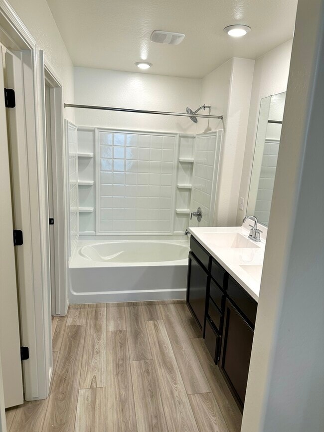 Building Photo - Fantastic 1 year NEW KB Home in Tierra La ...