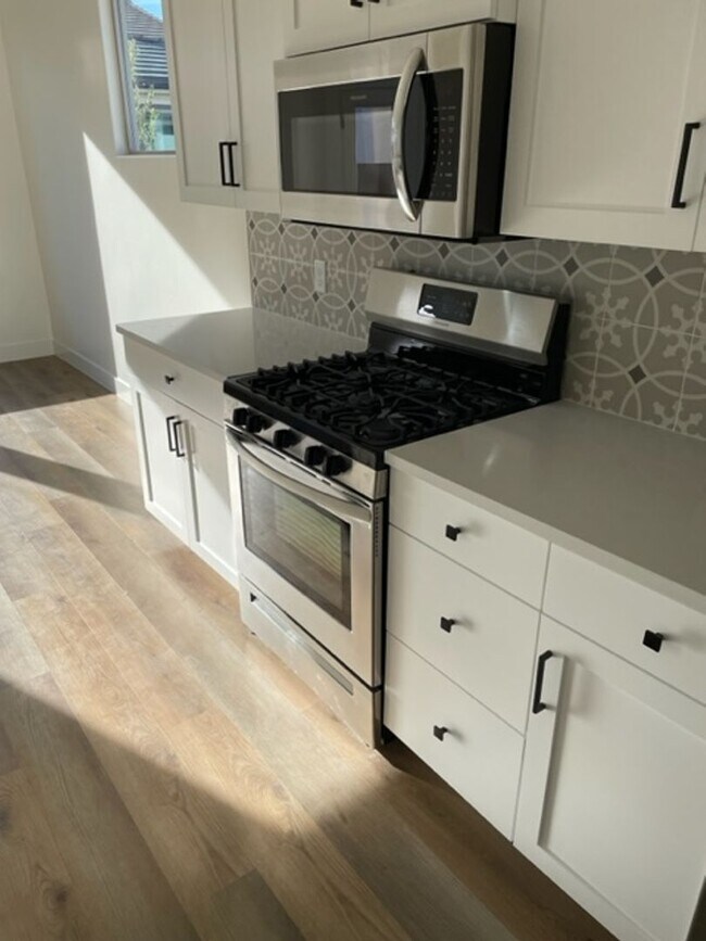 Building Photo - 3076 E Lavatera Dr