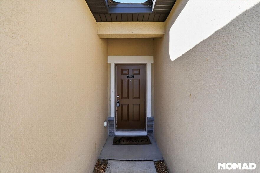 Building Photo - 2389 Harris Hawk Ave