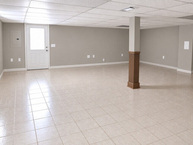 Building Photo - 3904 Welham Green Ct
