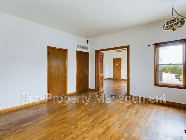 Building Photo - 426 Wabash Ave