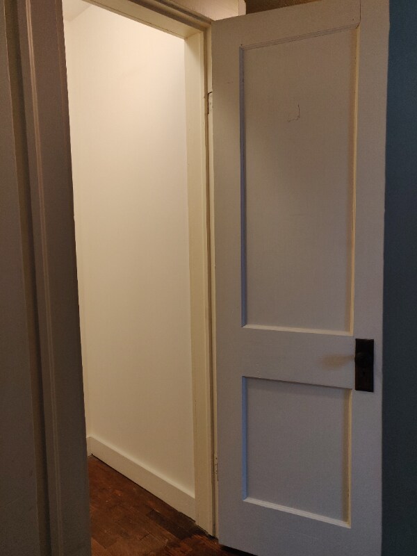 Building Photo - 408 N Elm St