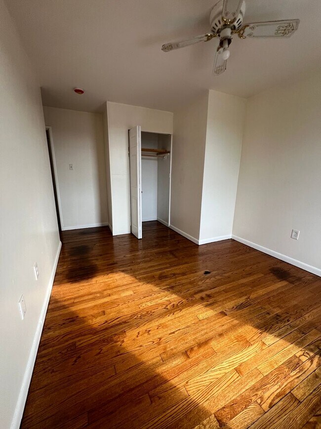 Building Photo - 185 Palisade Ave