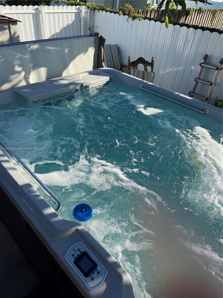 Building Photo - 12525 SW 187th Ter