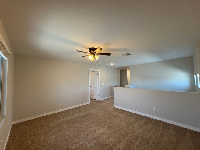 Building Photo - 17056 W Alice Ave