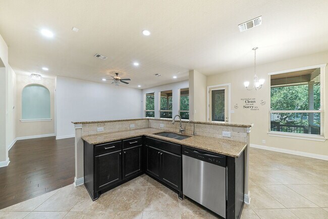 Building Photo - 26923 Camellia Trce