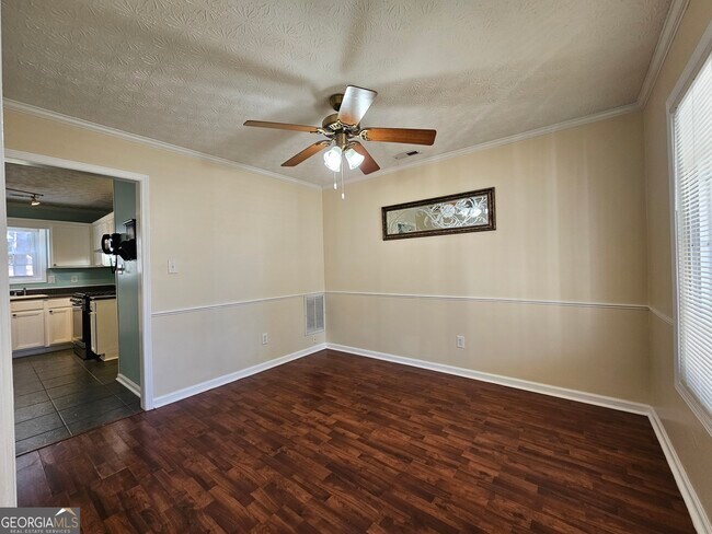 Building Photo - 611 Lora Smith Rd