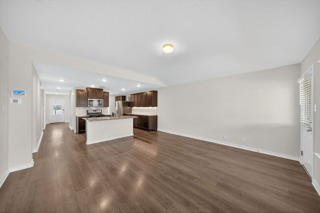 Building Photo - 9931 Bratten Rise