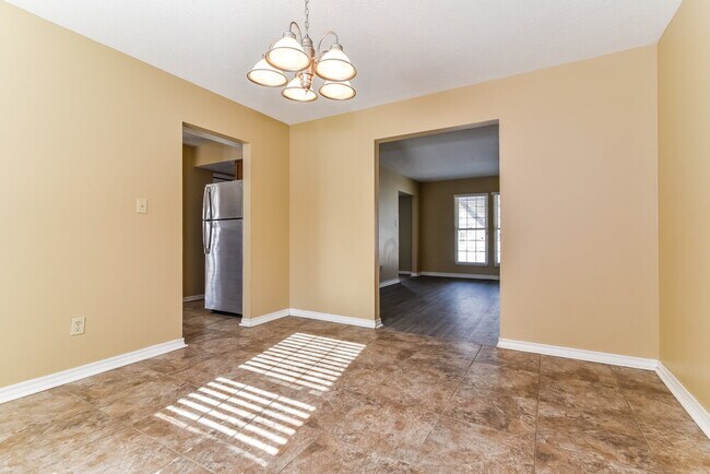 Building Photo - 7551 Rogers Dr