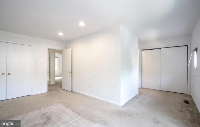 Building Photo - 7862 Heatherton Ln