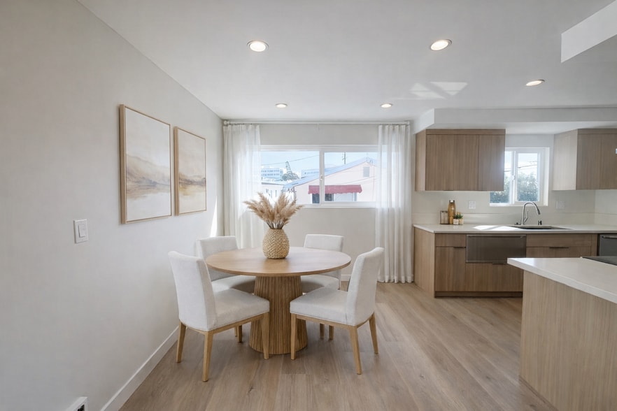 Building Photo - 1302 Amethyst St