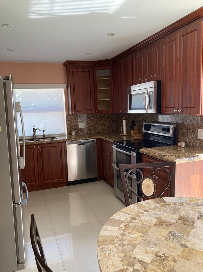 kitchen - 6224 NW 180th Terrace