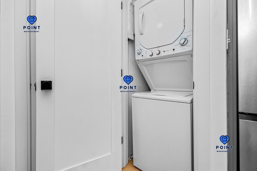 Building Photo - 86 Chelsea St