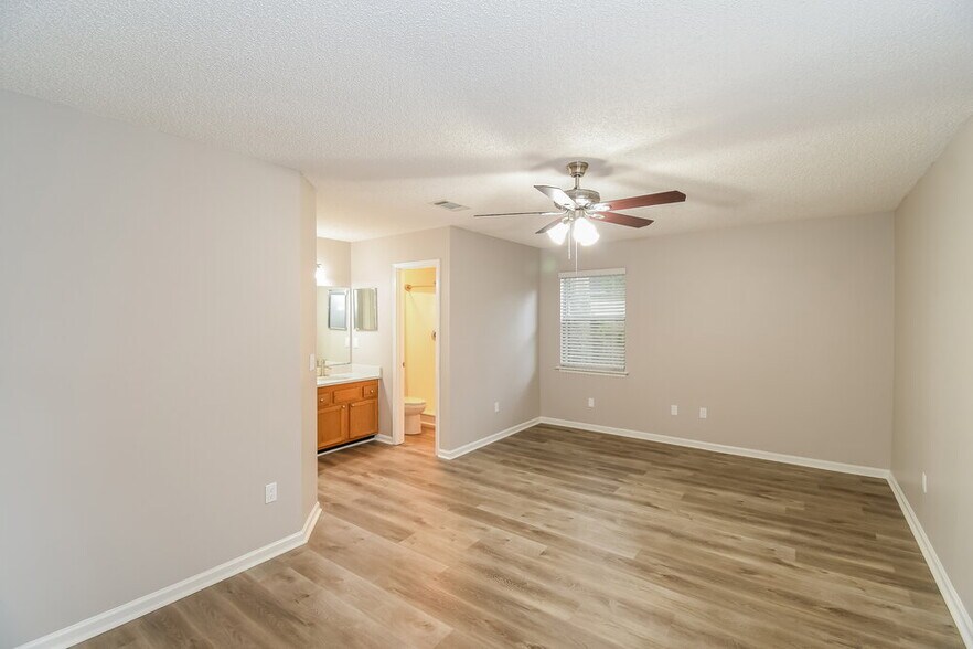 Building Photo - 8359 3 Creeks Blvd