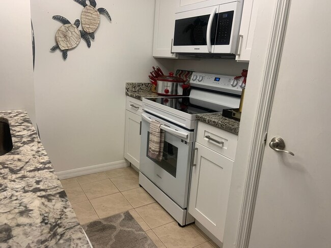 Building Photo - Coquina Key Condo
